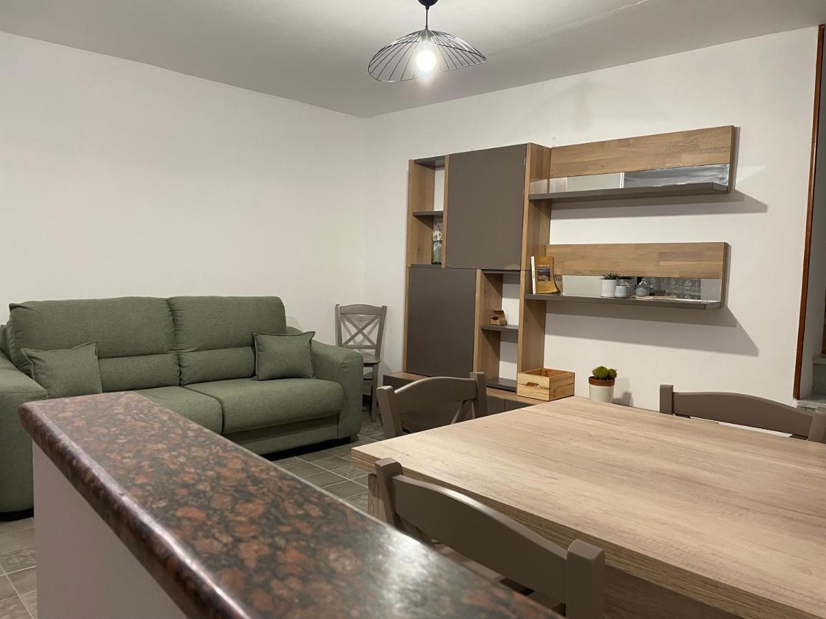 Angelina Al Borgo Apartment Aieta Exterior photo
